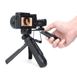 Paquete de cámara compacta Vlogging reacondicionada - Realishot VLG4K-DIG - Zoom digital 16X